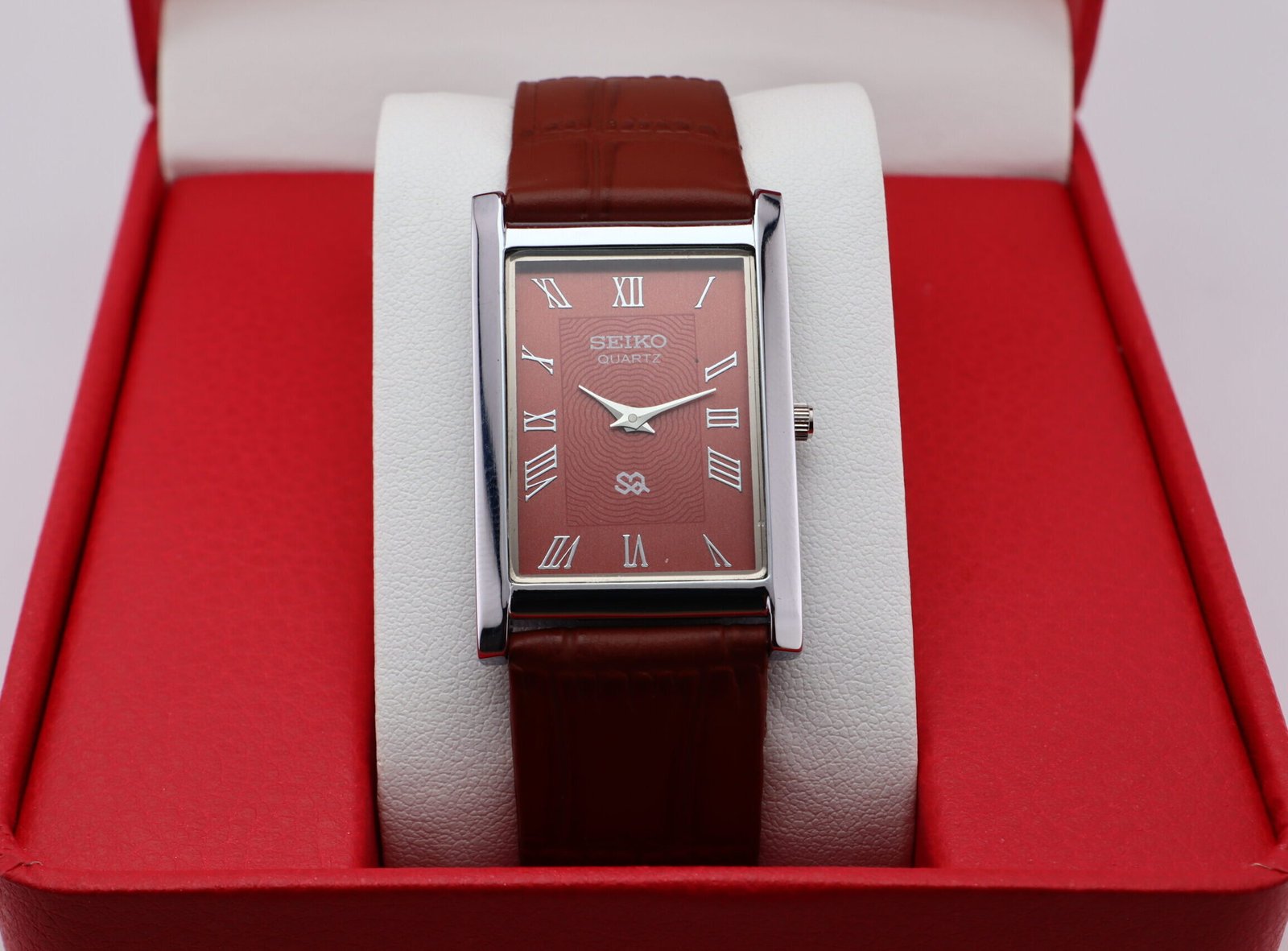 IMG_1798 Refurbished Vintage Seiko Slim Tank Men's Wrist Watch Red Dial With Light Brown Strap - Image 1