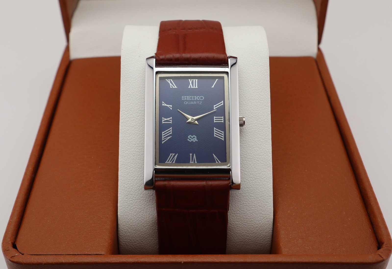 IMG_1814 Refurbished Vintage Seiko Slim Tank Men's Wrist Watch Blue Dial With Light Brown Strap - Image 1