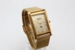 Refurbished Vintage Seiko Slim Tank Men's Wrist Watch Gold Dial With Gold Mesh Band - Image 2
