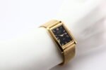 Refurbished Vintage Seiko Slim Tank Men's Wrist Watch Black Dial With Gold Mesh Band - Image 7