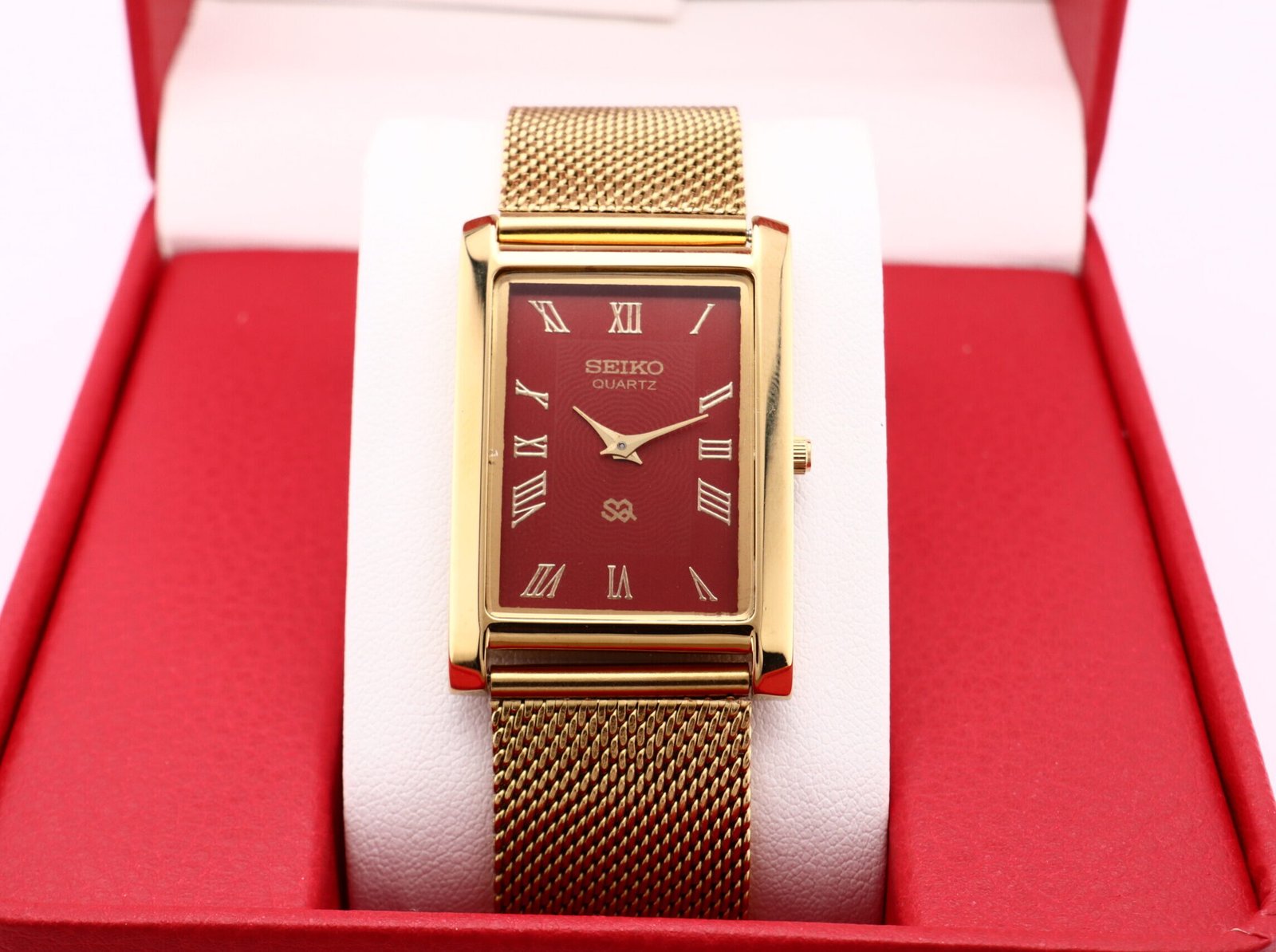 IMG_2436 Refurbished Vintage Seiko Slim Tank Men's Wrist Watch Red Dial With Gold Mesh Band - Image 1