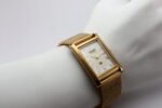 Refurbished Vintage Seiko Slim Tank Men's Wrist Watch White Dial With Gold Mesh Band - Image 6