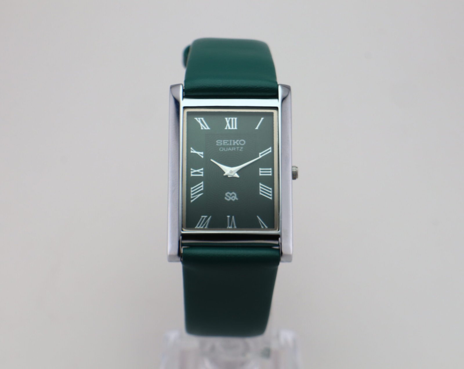IMG_7493 Refurbished Vintage Seiko Slim Tank Men's Wrist Watch Green Dial With Green Strap - Image 1