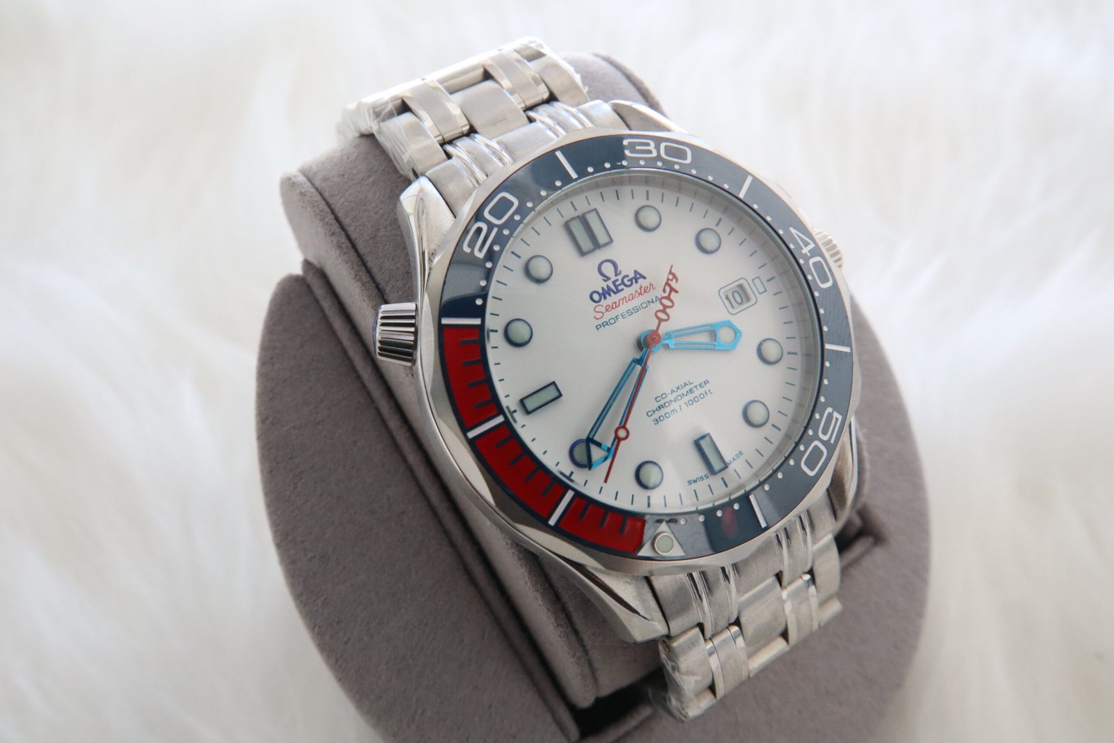 IMG_9173 OMEGA SEAMASTER 300M WHITE DIAL (MOD) - Image 1