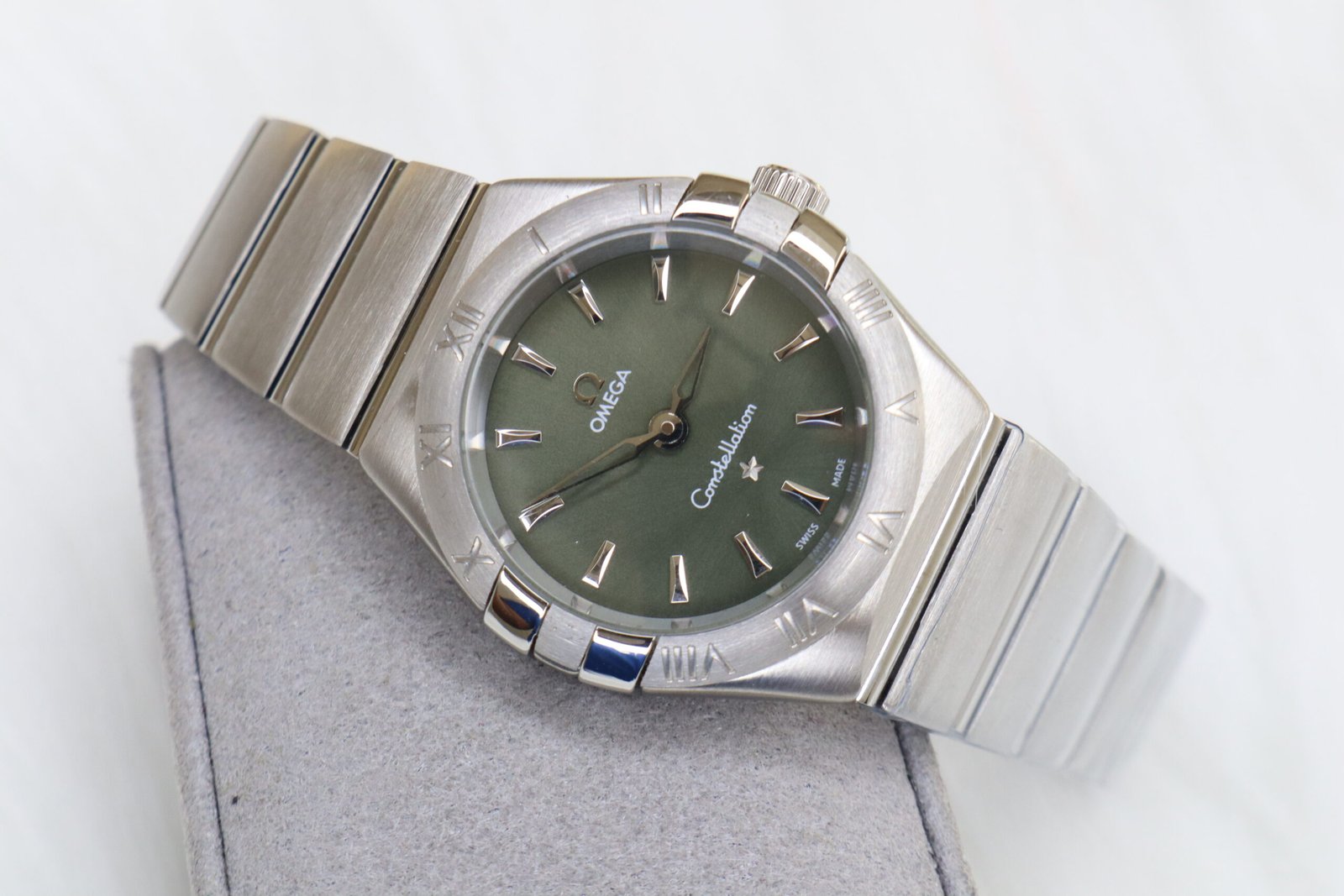 IMG_9594 OMEGA CONSTELLATION 28MM QUARTZ (MOD) - Image 1