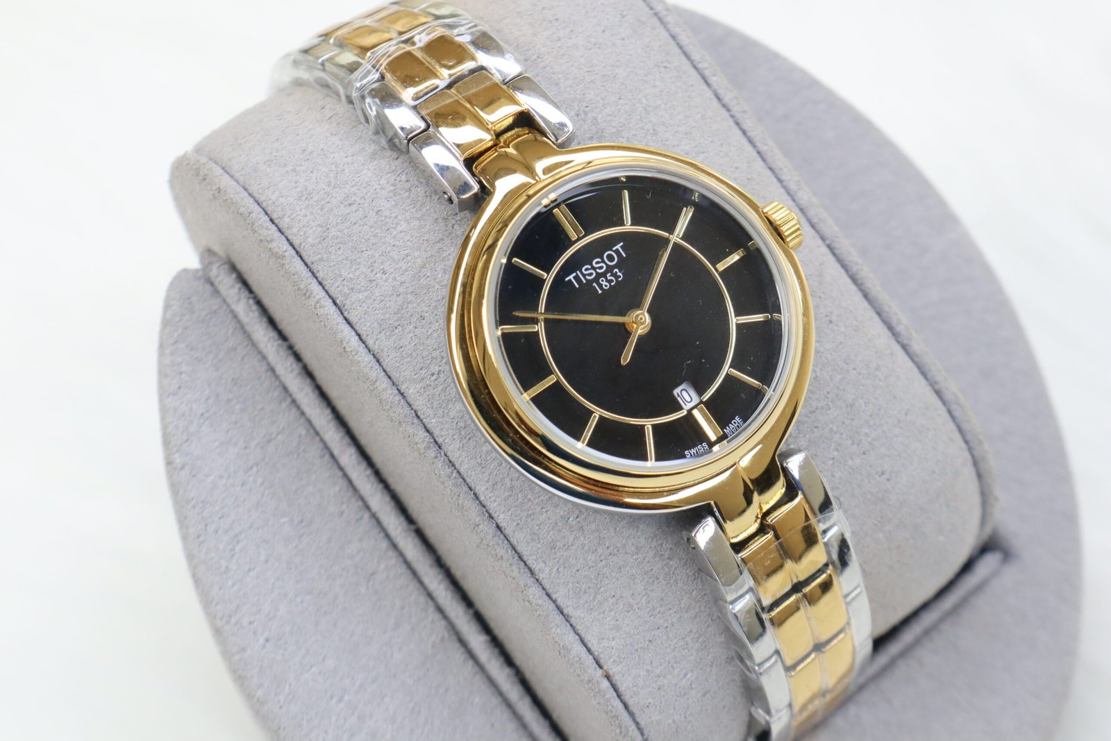 IMG_9628 TISSOT BLACK DIAL TWO TONE GOLD AND SILVER (MOD) - Image 1